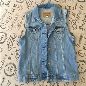 Hollister vest